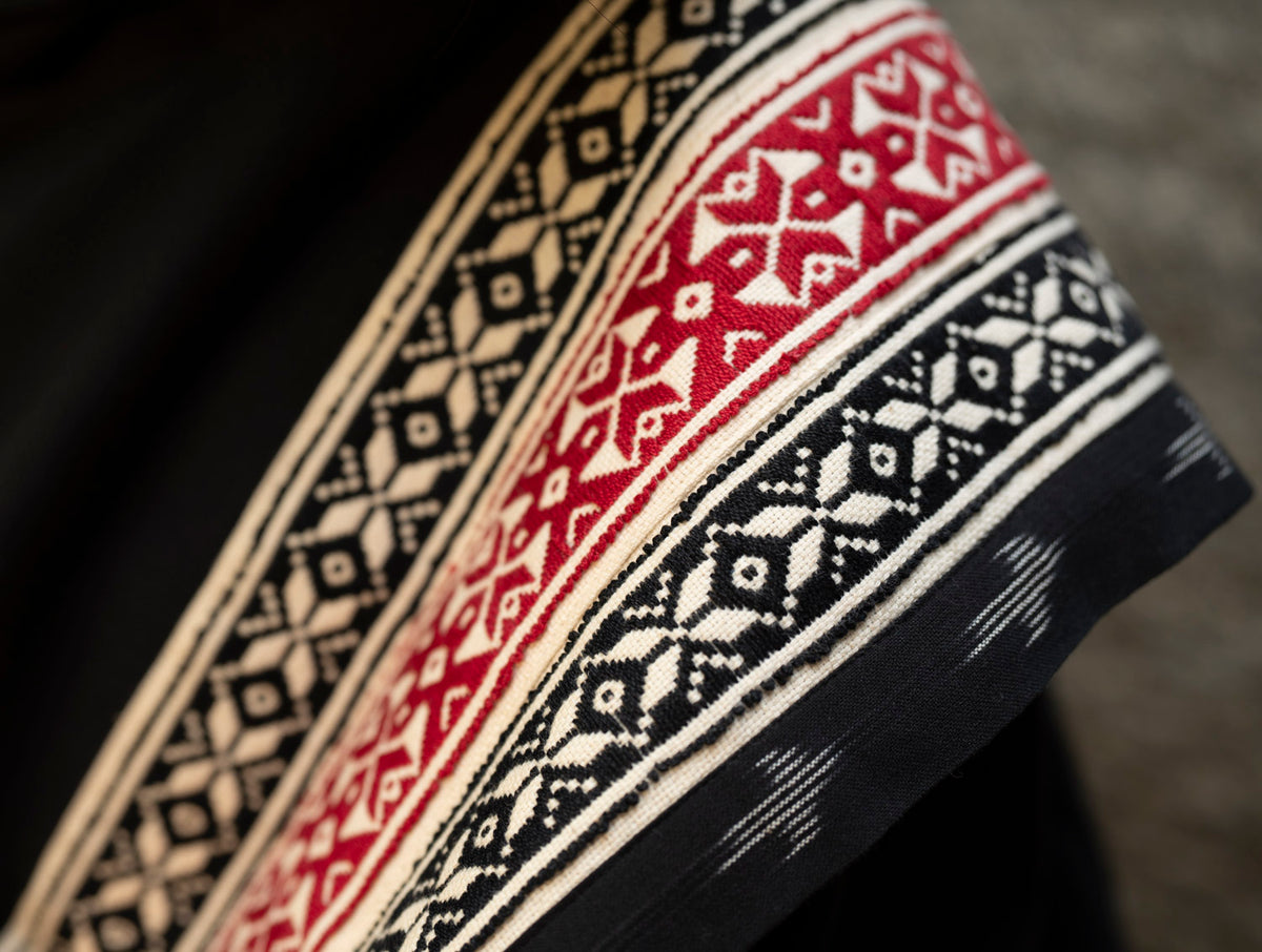 Fourfold — Black Panel Shawl
