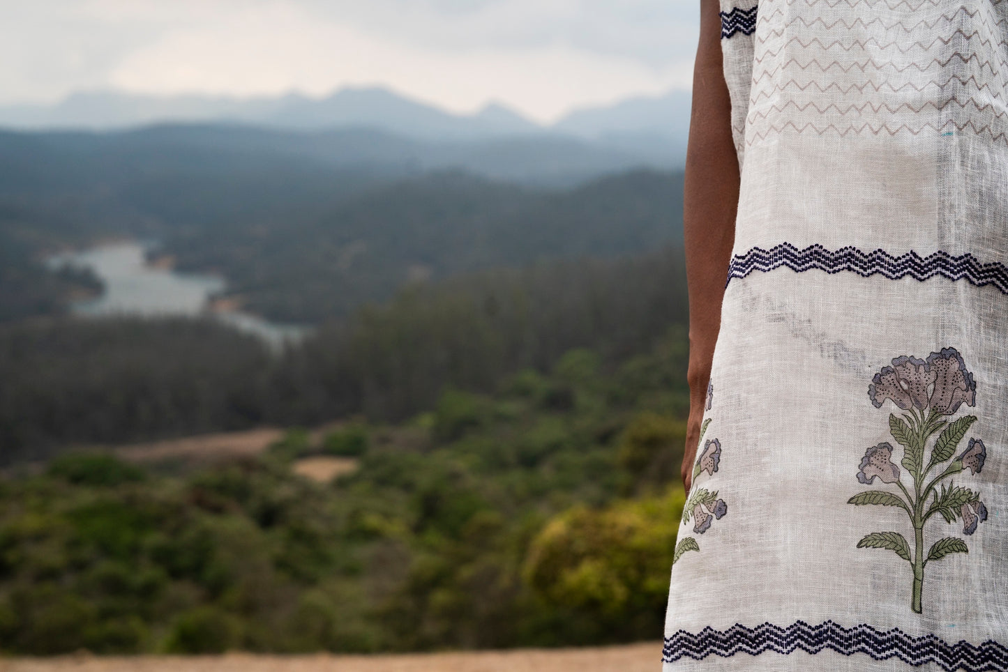 Close-up of navy Toda pukhoor embroidery border on Kurinji Stole 1, Nilgiri Flora