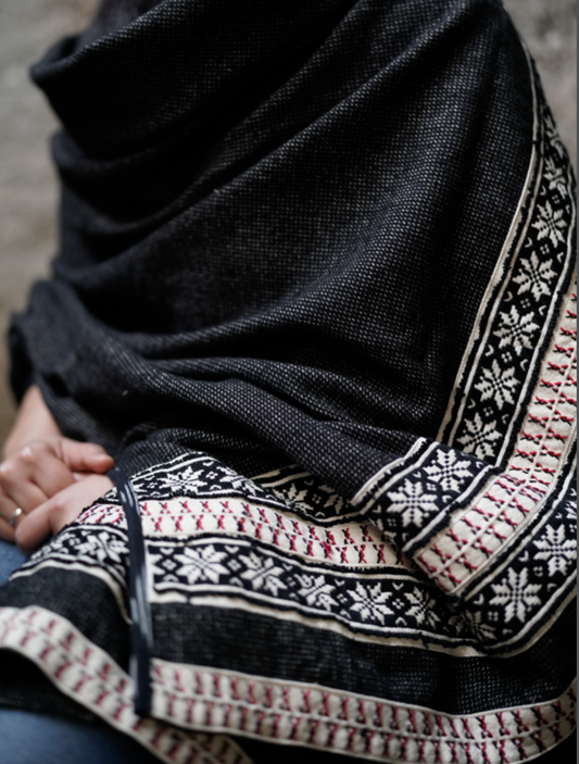 Winter Weave Starlight, GI-tagged Toda hand-embroidered cotton-wool shawl with star-inspired pukhoor motifs