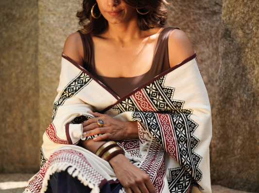 Pukhoor, GI-tagged Toda hand-embroidered organic cotton shawl with pukhoor motifs, Nilgiris artisan