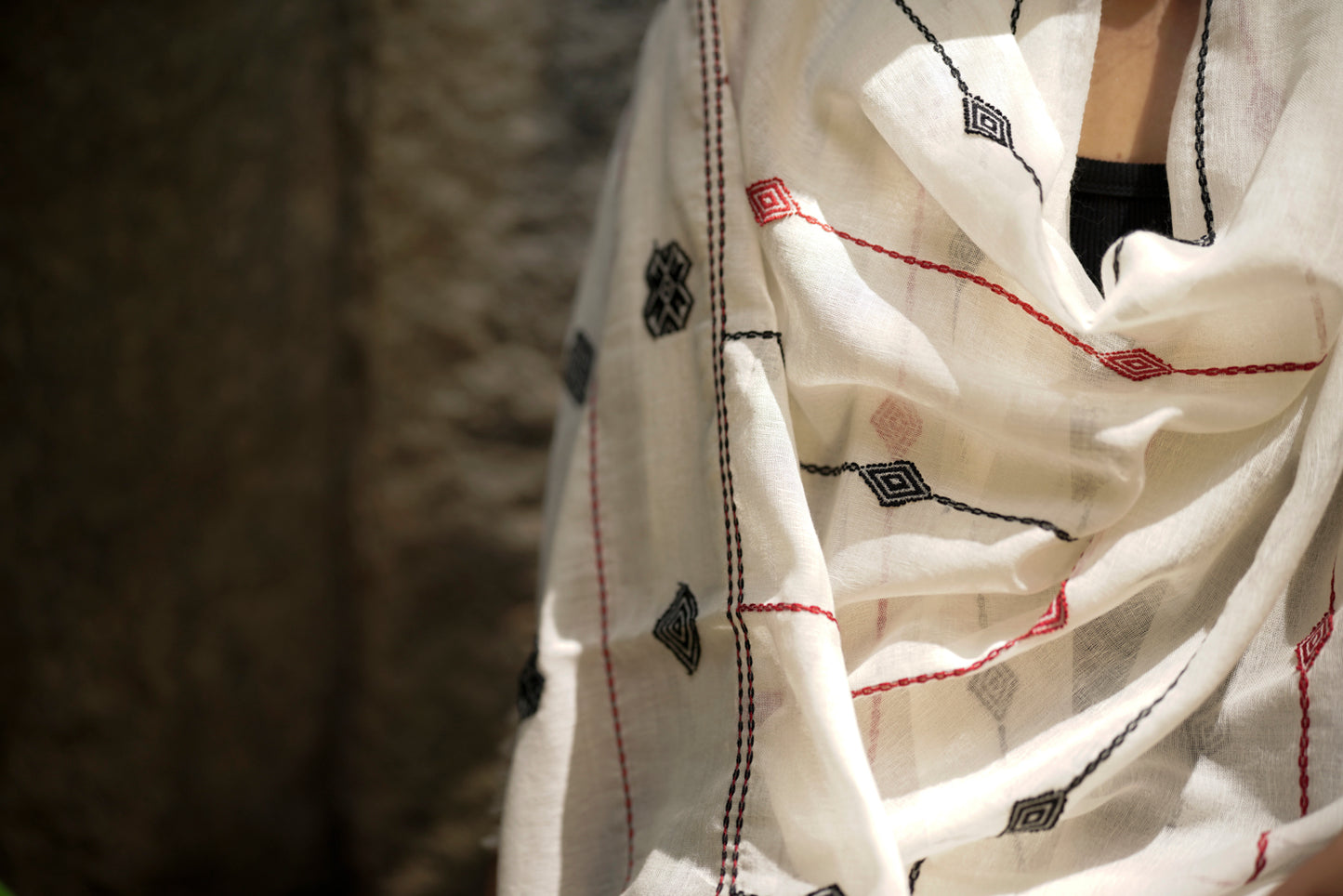 Diamond, GI-tagged Toda hand-embroidered stole with diamond pukhoor motif in organic cotton and Merino wool