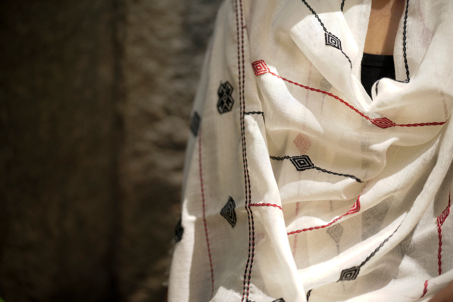 Diamond, GI-tagged Toda hand-embroidered stole with diamond pukhoor motif in organic cotton and Merino wool