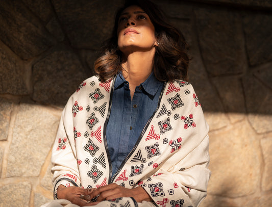 Flora, GI-tagged Toda hand-embroidered organic cotton shawl with botanical motifs, Nilgiris artisan